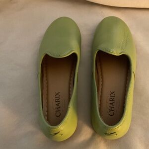 Charix shoes green size 39